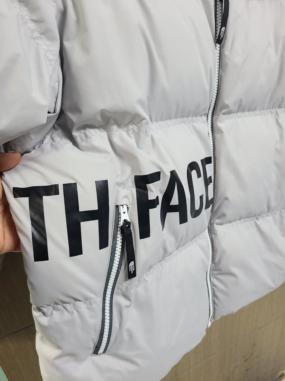 노스페이스 눕시 패딩 그레이 폴리에스터 상품이미지4
