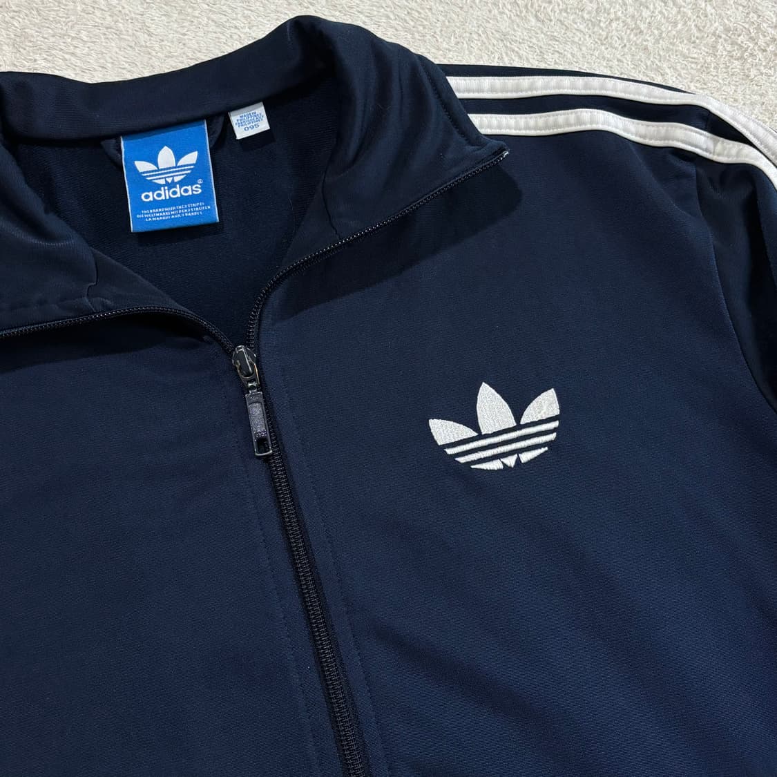 아디다스 구파이어버드 네이비 남흰 져지 상품이미지2