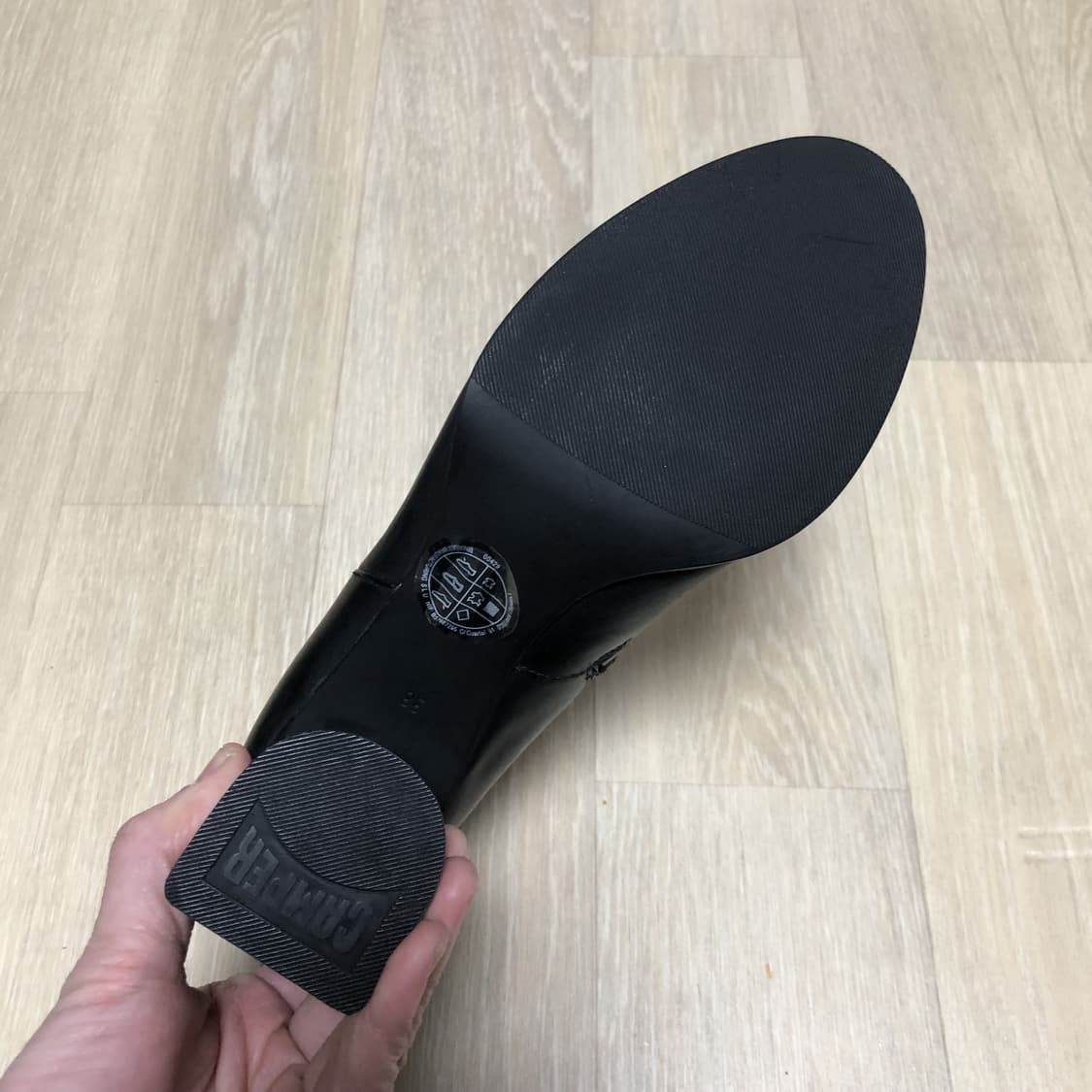 (240) 새상품 캠퍼 CAMPER Lea 펌프스 앵클 부츠 캠퍼 38 상품이미지2