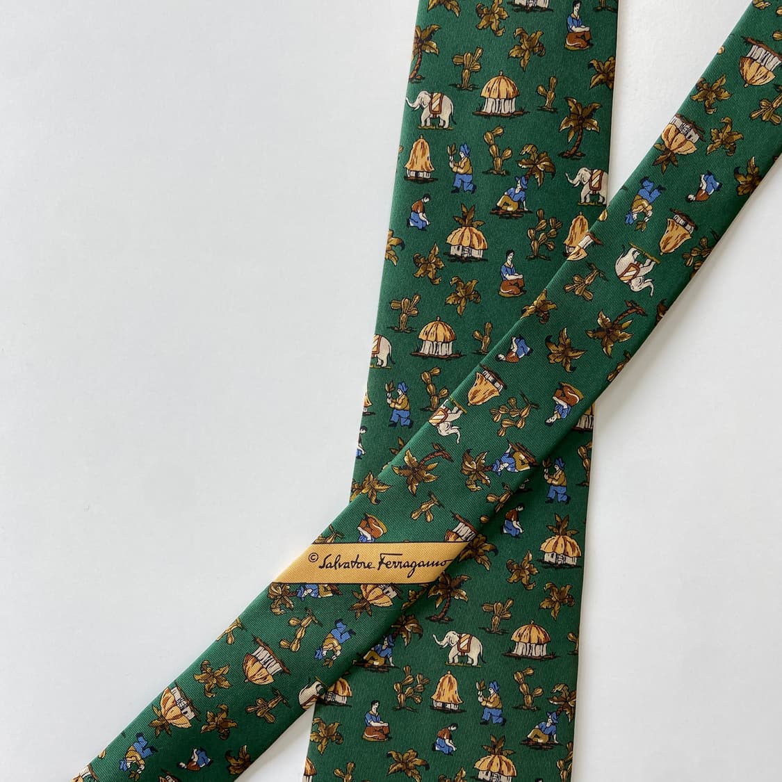 페레가모(Ferragamo) 명품 정품 넥타이 상품이미지4