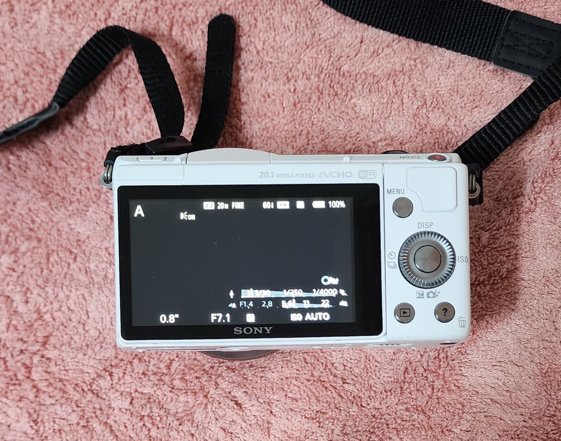 소니 알파 a5000 와 16-50mm 전동줌렌즈팝니다. 상품이미지6