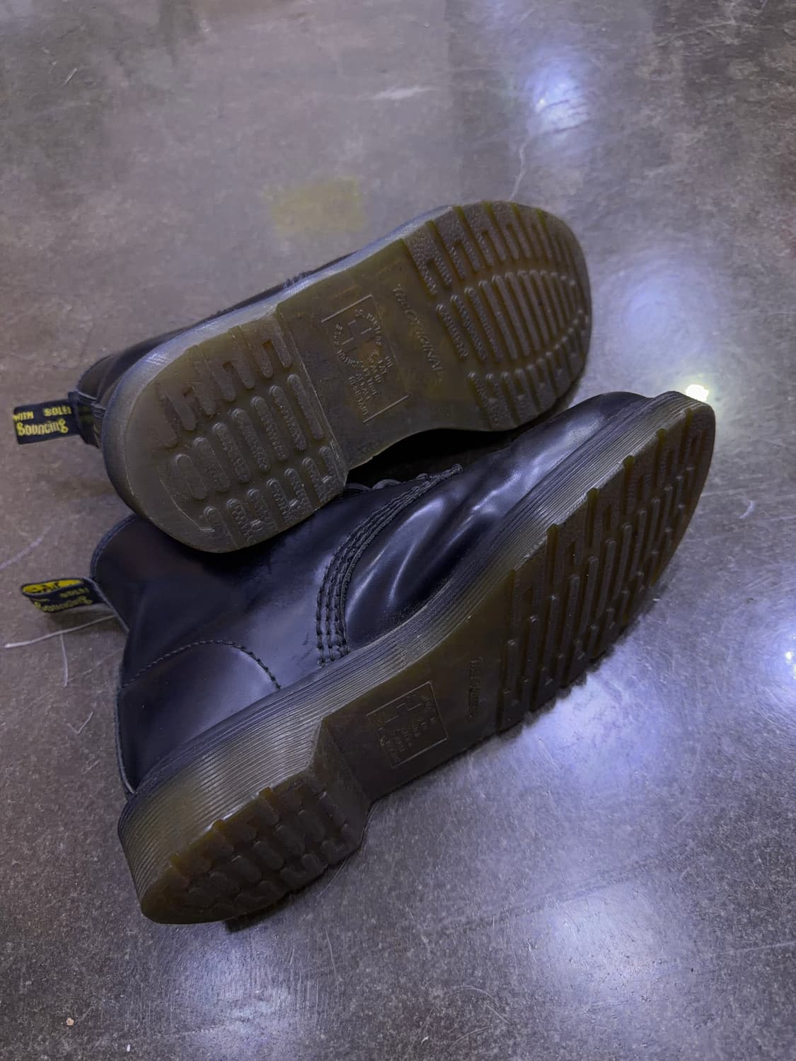 닥터마틴 10064 블랙 6홀 워커 부츠 240 상품이미지7