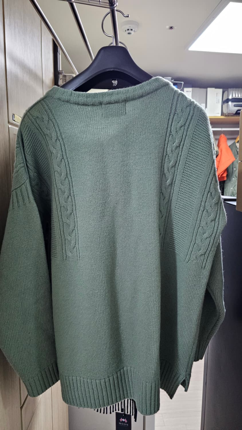 어나더오피스 건지 가디건 라이트그린 1(95)사이즈 상품이미지4