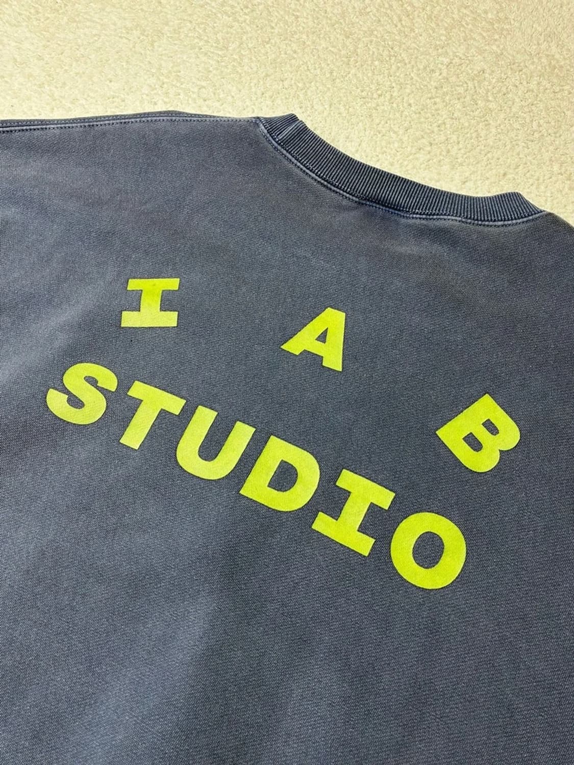 아이앱스튜디오 피그먼트 다이드 맨투맨 PN6452 상품이미지3