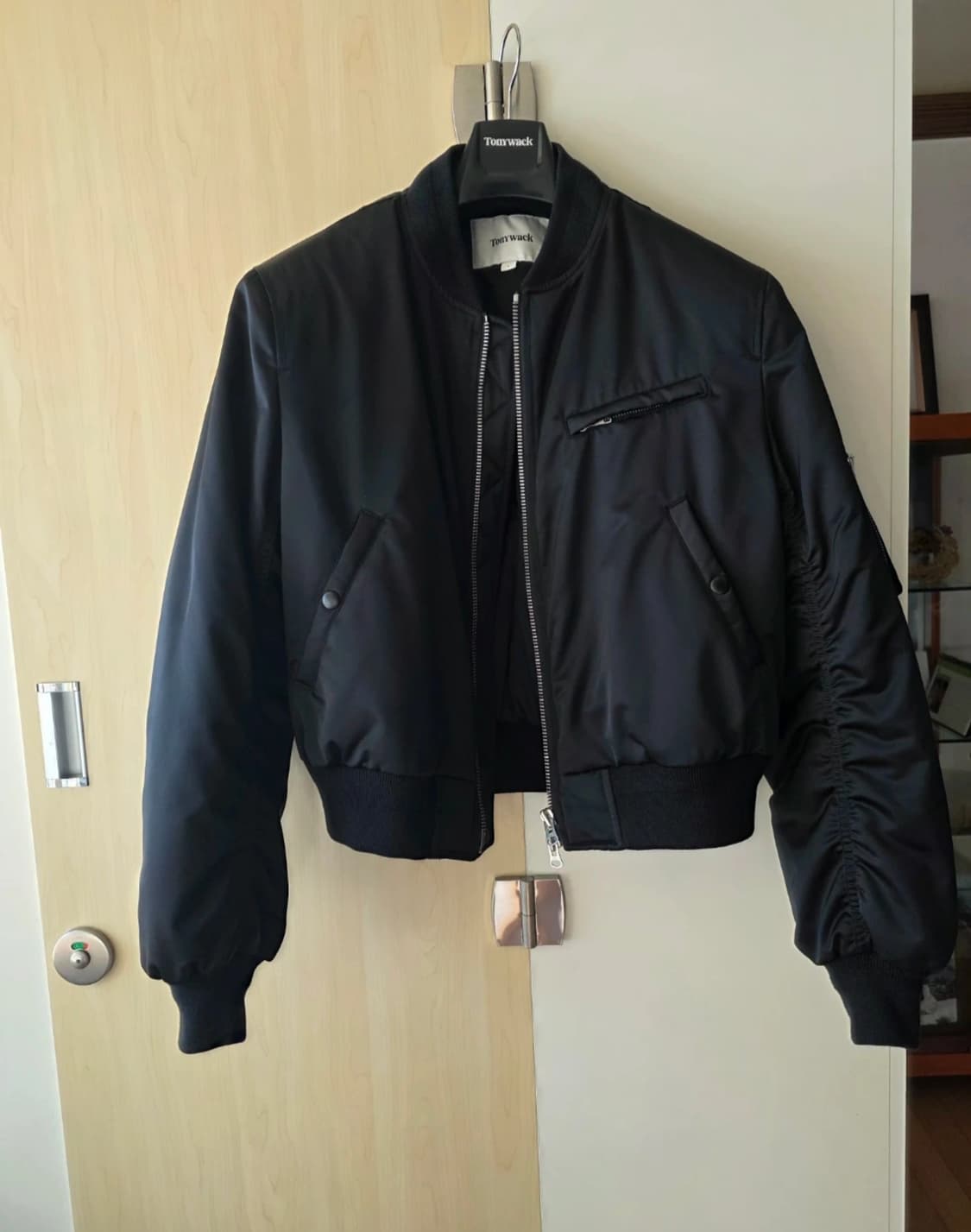 토니 24fw 크롭 봄버자켓 L 상품이미지2