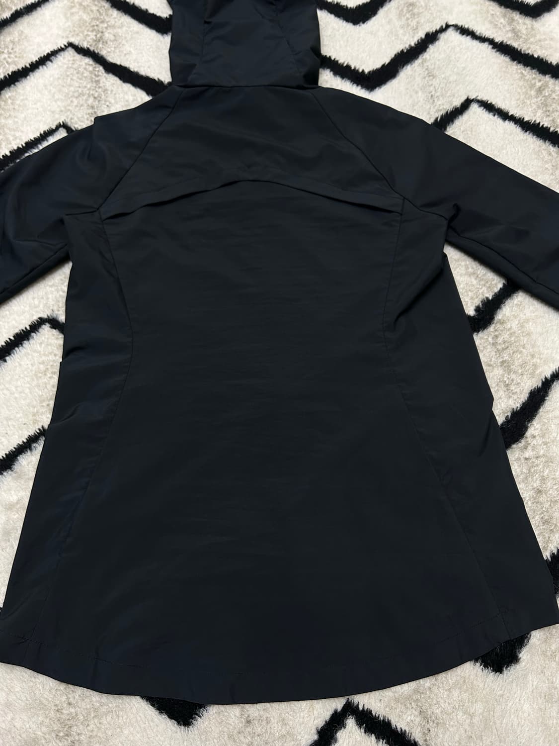 [S]나이키 스우시 에센셜 후드 바람막이/블랙 상품이미지4