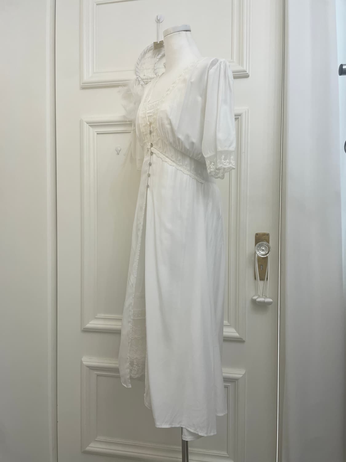 white lace point long robe opc&lace poin 상품이미지2