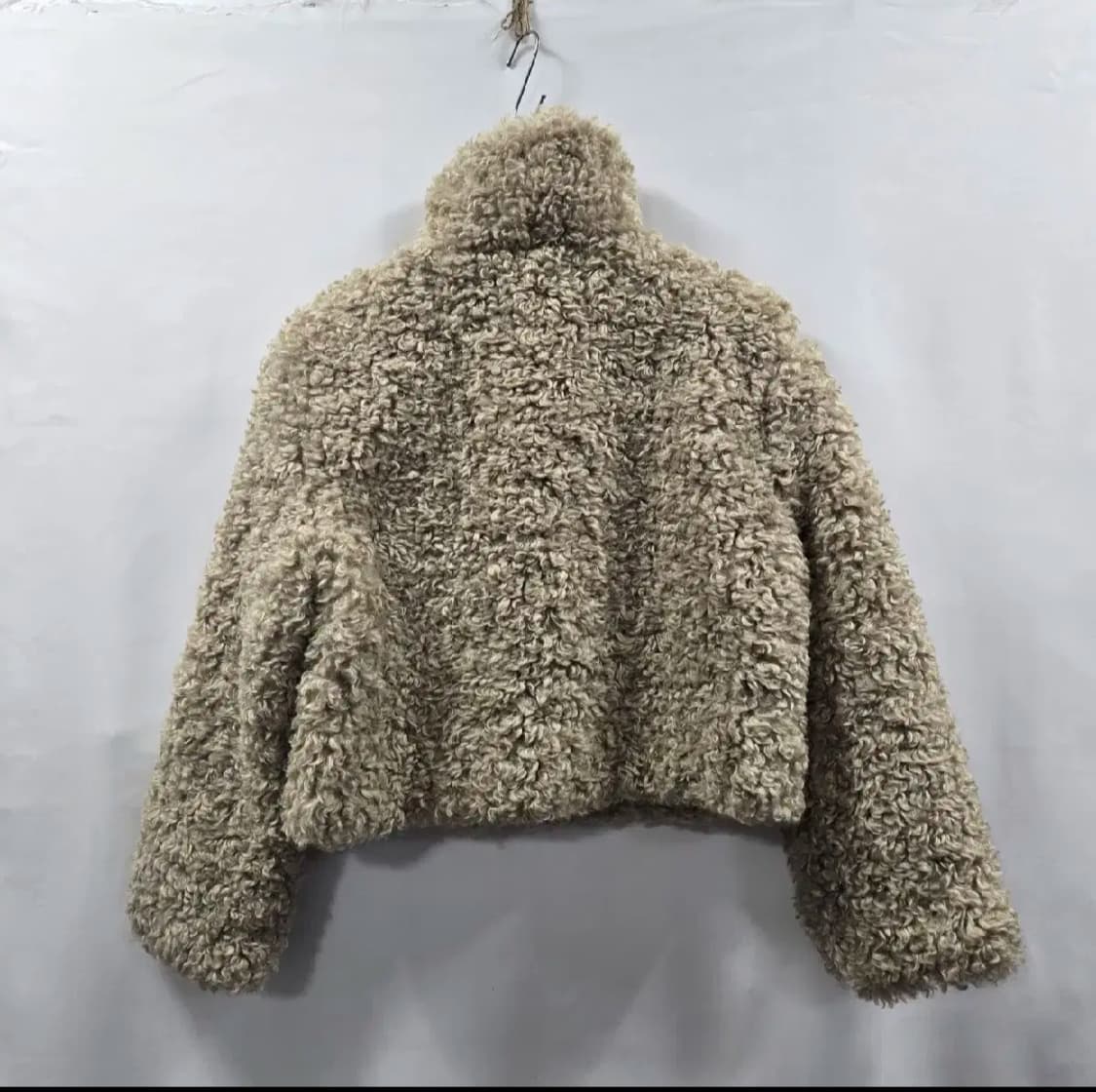 0712 [자라] 숏 퍼 토글 버튼 뽀글이 자켓 xs 상품이미지2