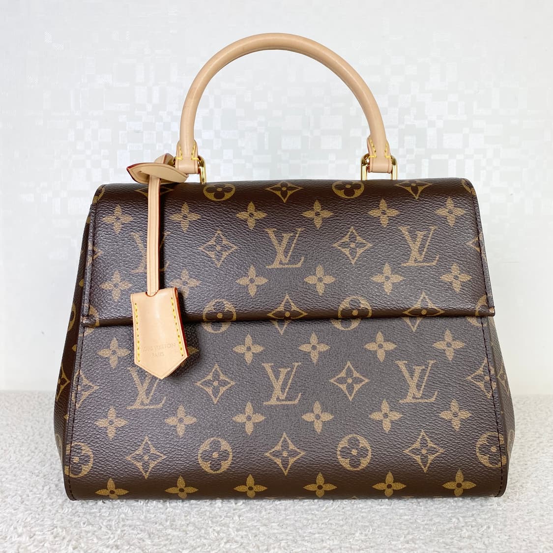 루이비통 클루니 bb 토트백 상품이미지2