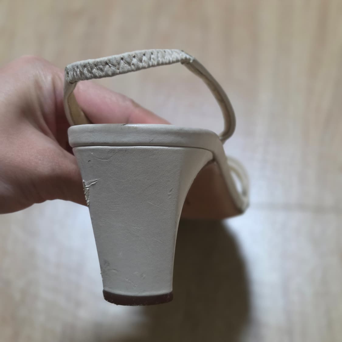 페레가모 베이지 샌들 235 상품이미지5