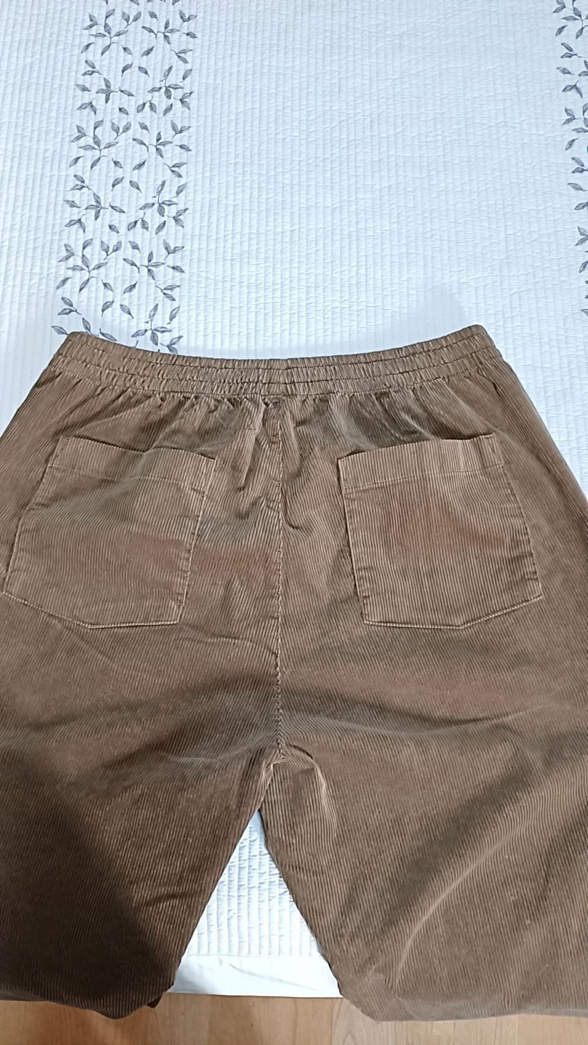 유니클로 코듀로이 밴딩팬츠 L 기장102

 상품이미지5