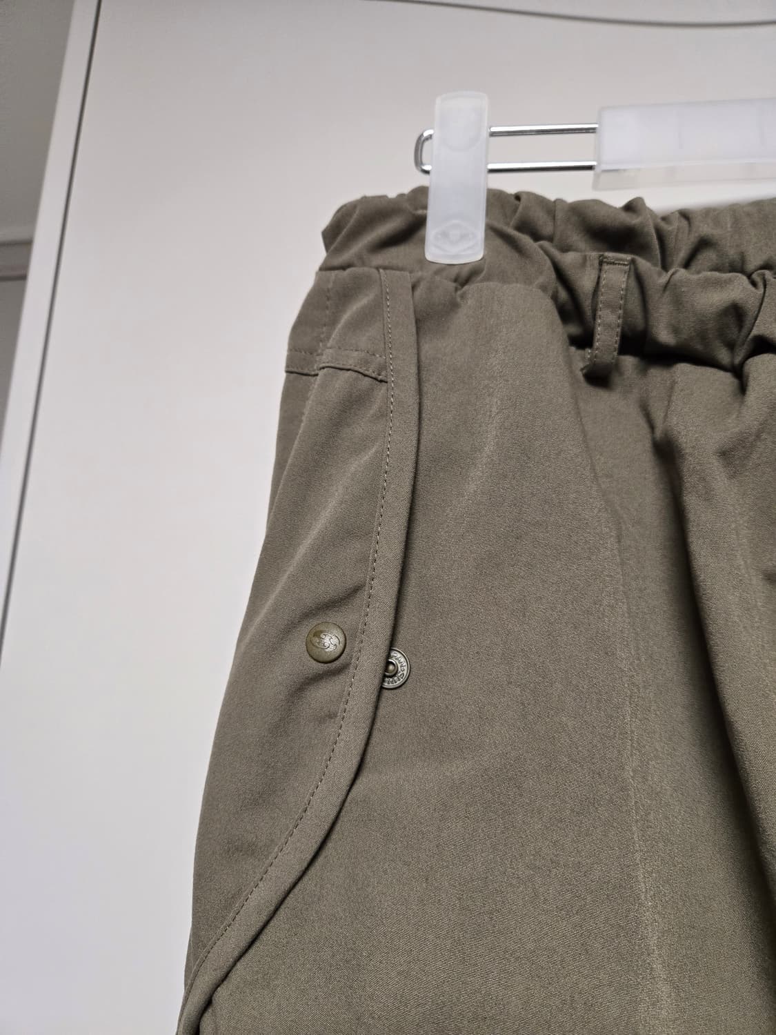 [2] 22FW 산산기어 웨이브 팬츠 머드 카키 상품이미지2