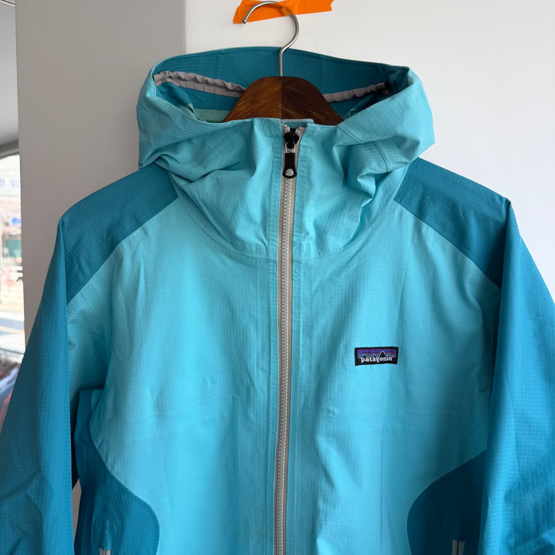 파타고니아 고어텍스 윈드브레이커 상품이미지3