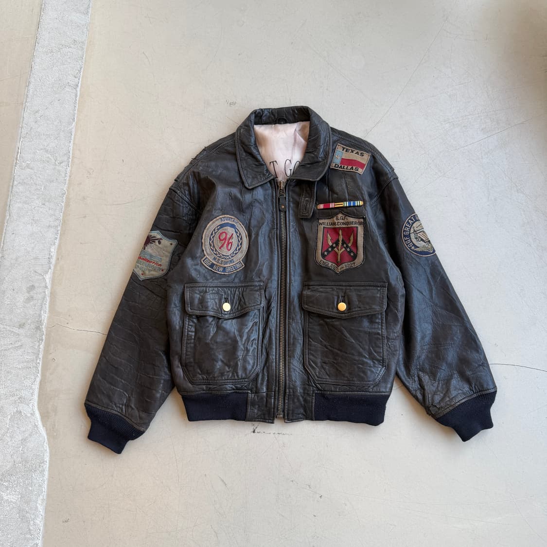 90s 카우하이드 레더 G-1 봄버 자켓 상품이미지2