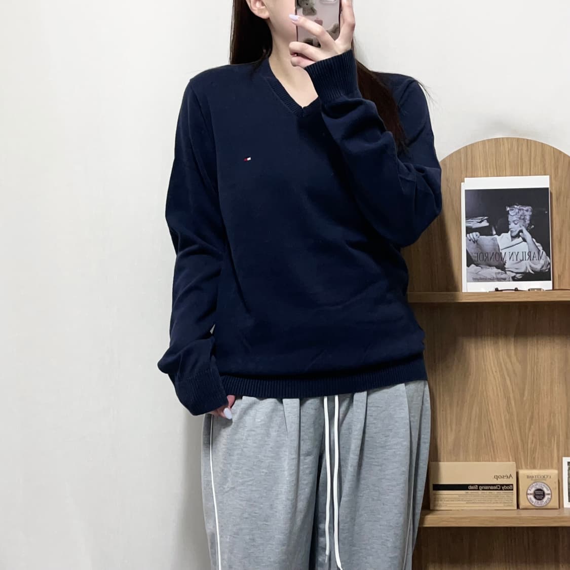 [정품] 타미 네이비 브이넥 니트 [ S ] 상품이미지1