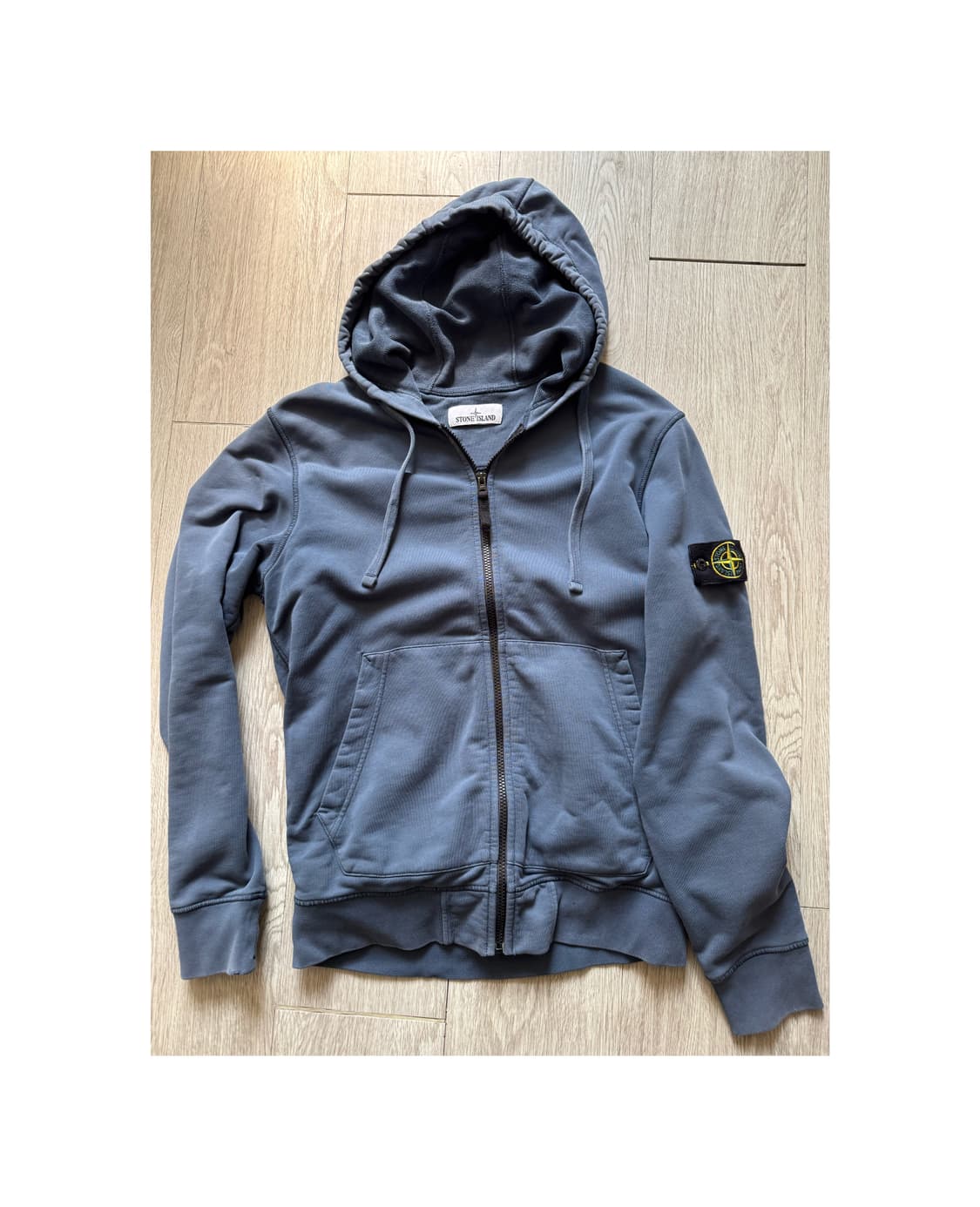 스톤아일랜드 후드집업 상품이미지1