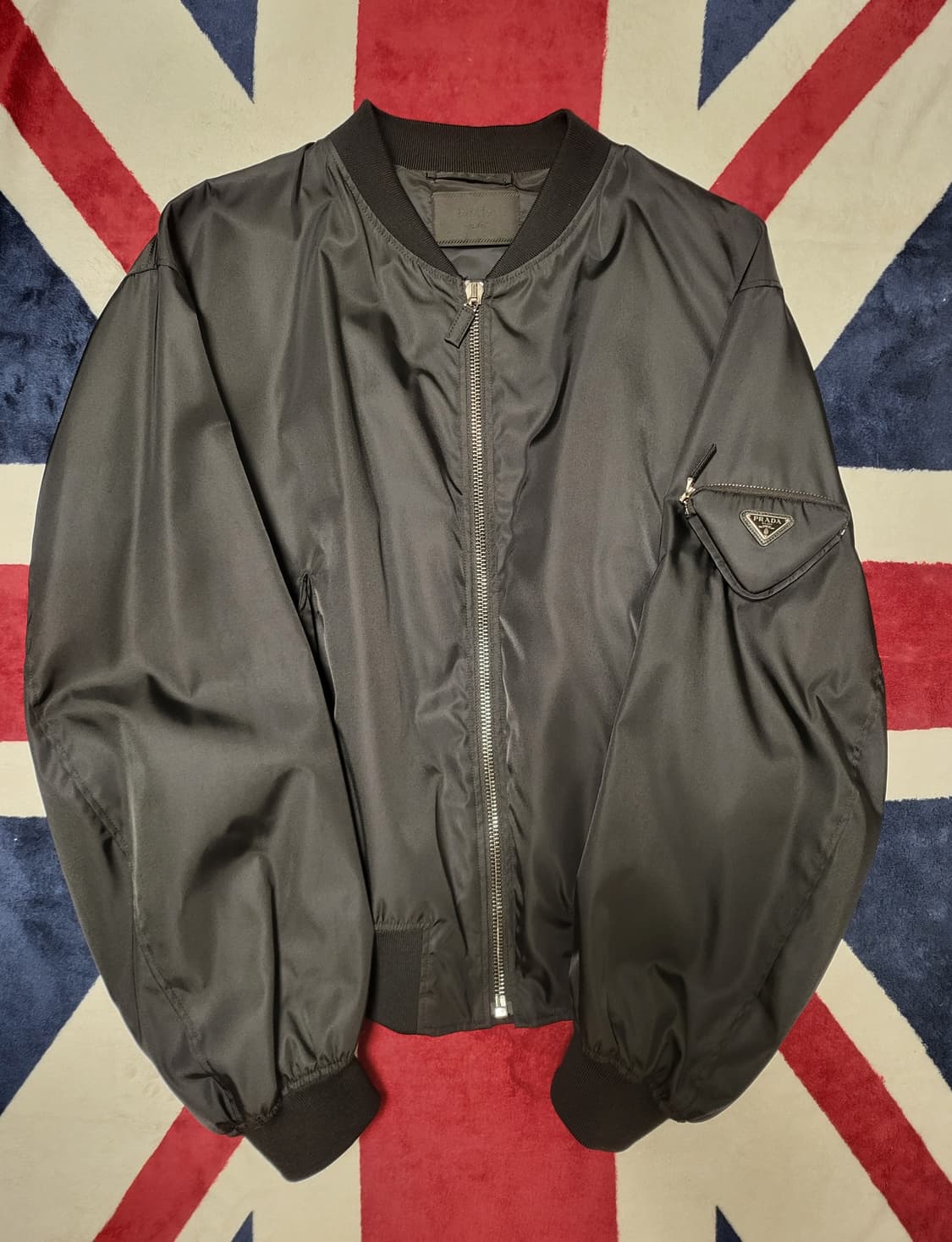 프라다 리나일론 봄버 자켓 상품이미지1