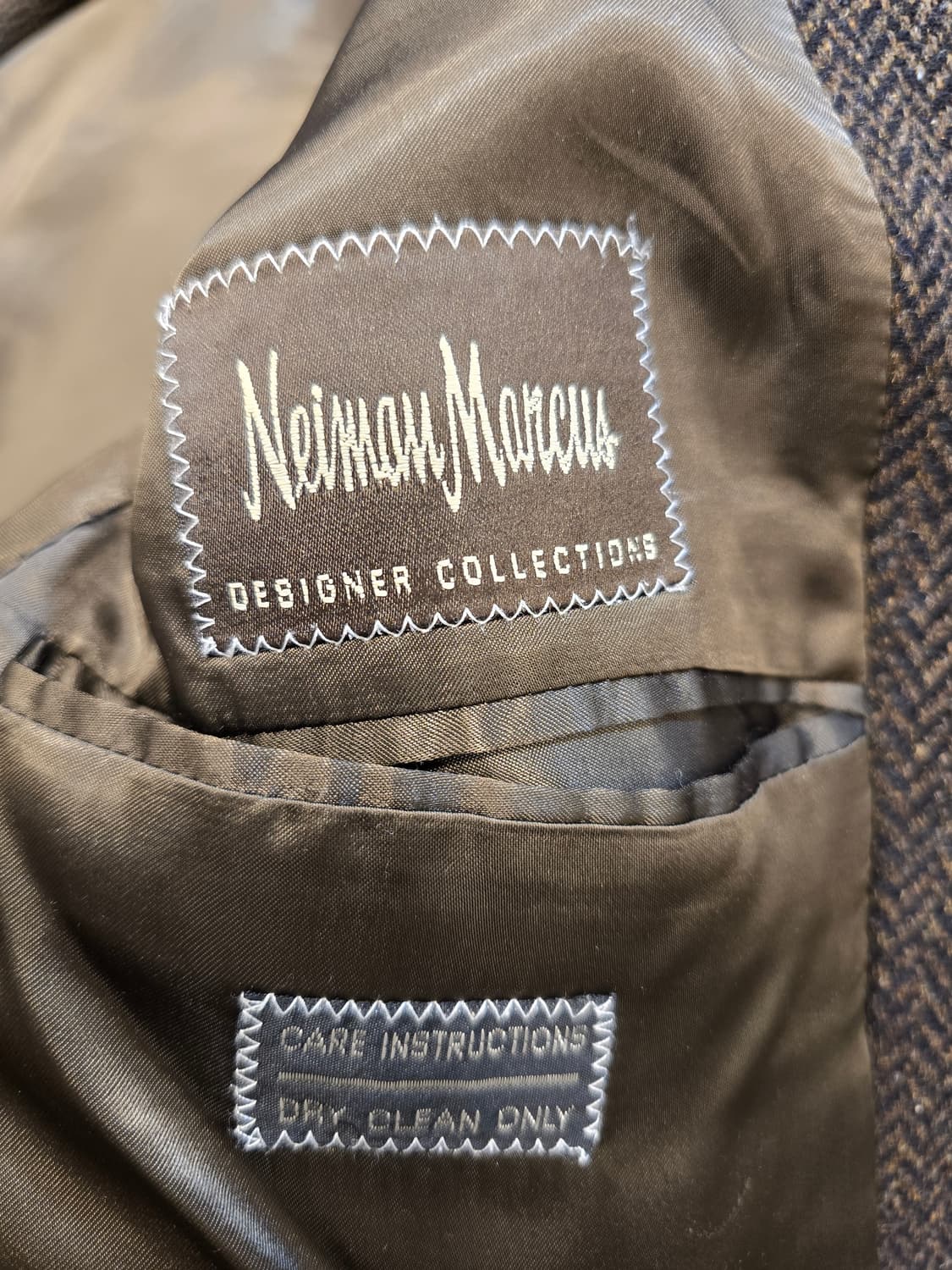 조르지오 아르마니 헤링본 울 코트 36사이즈 (90) 상품이미지9