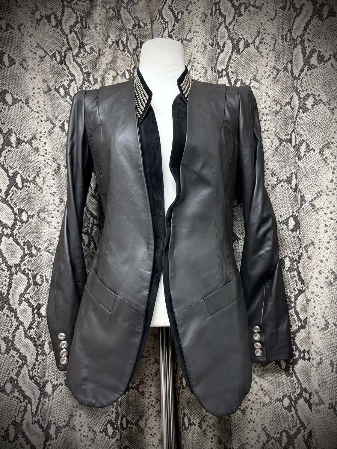 Unbalanced Stud Detail SheepSkin Jacket 상품이미지1