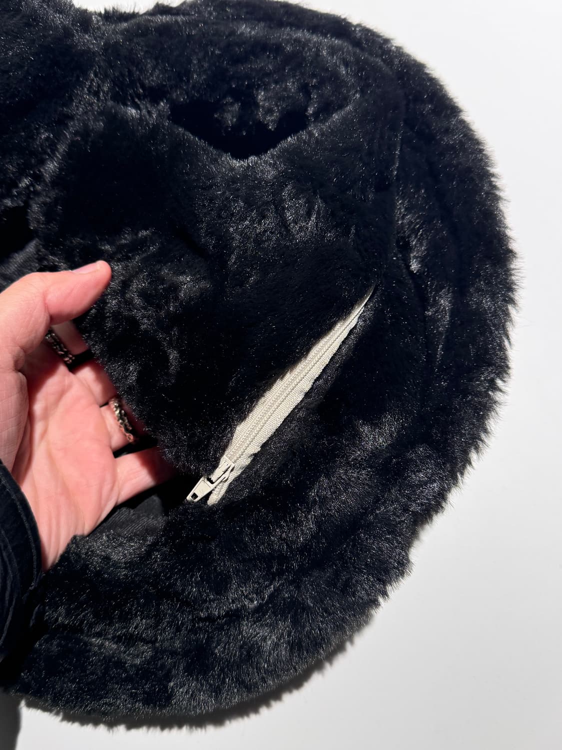 JPN 귀도리 블랙 퍼 버킷햇  상품이미지5