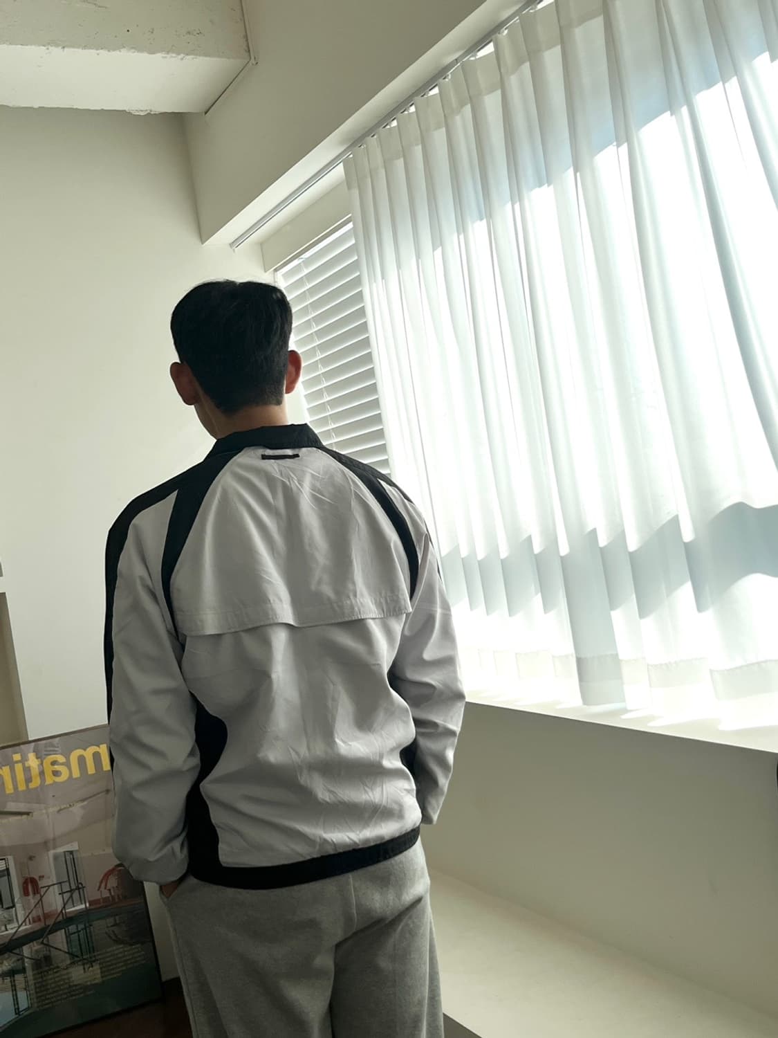 아디다스 화이트앤블랙 바람막이(남녀공용 상품이미지3