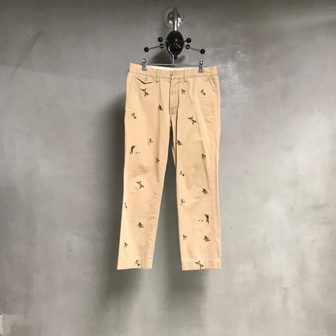 폴로 랄프로렌 멀티 자수 치노 팬츠 베이지 32/32 상품이미지1