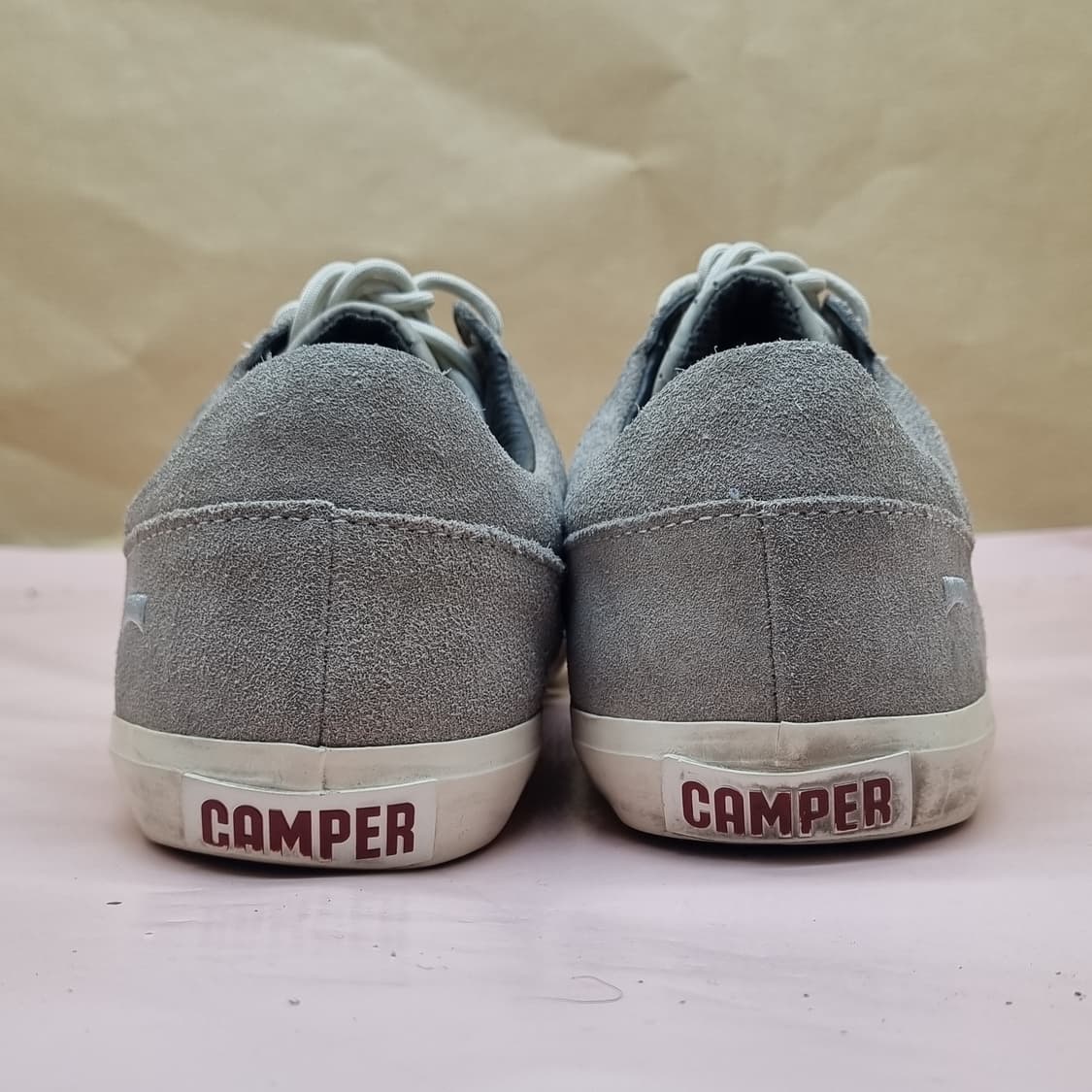 캠퍼 그레이 스니커즈250 상품이미지4