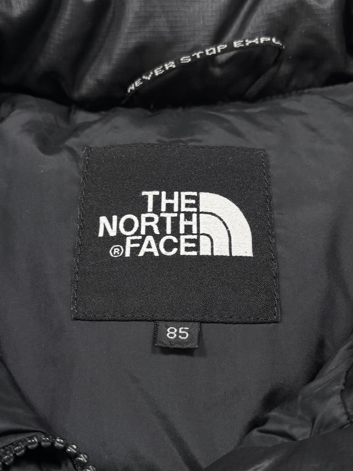 노스페이스 700 눕시 블랙 패딩 상품이미지6