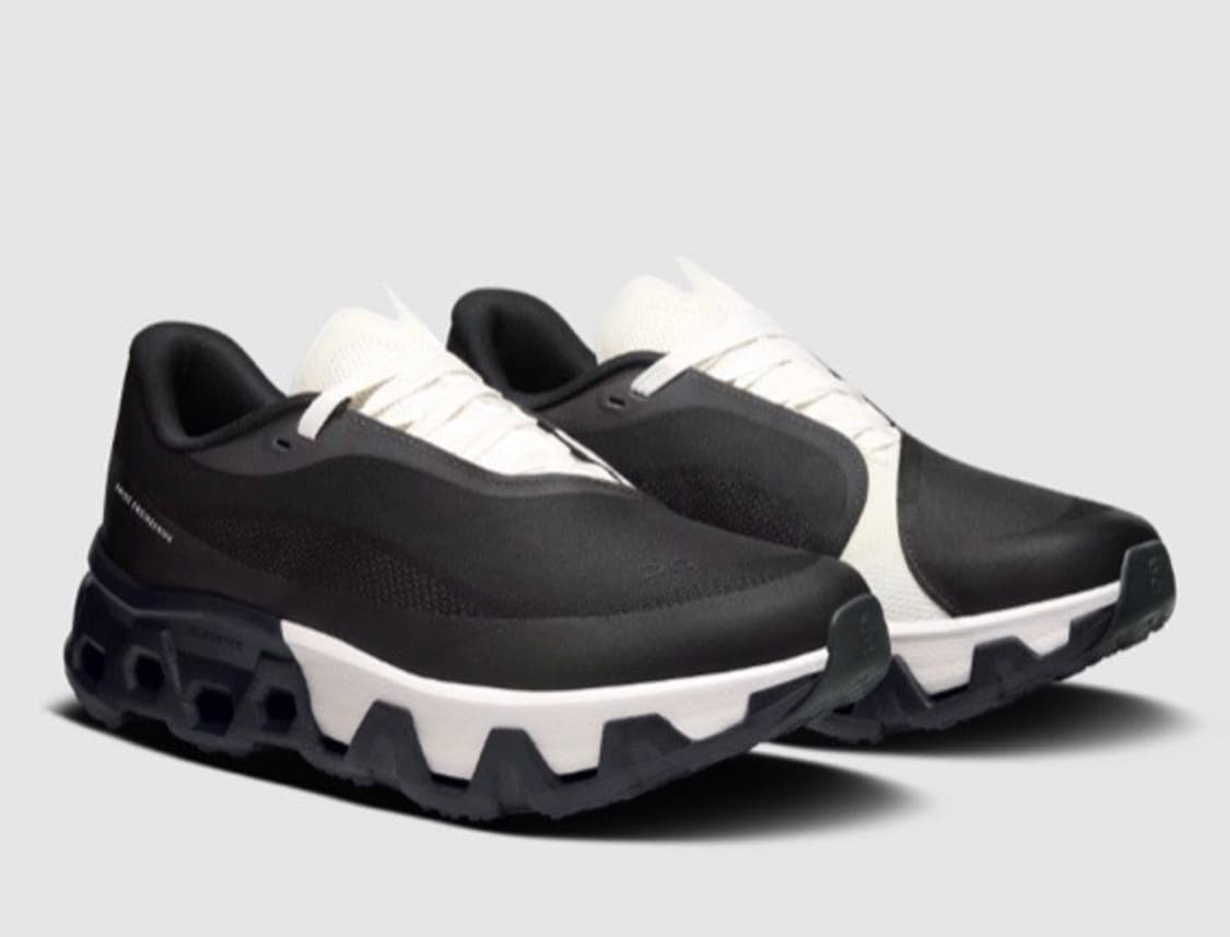 온러닝 파프 클라우드몬스터 하이퍼 블랙 판매합니다 상품이미지1