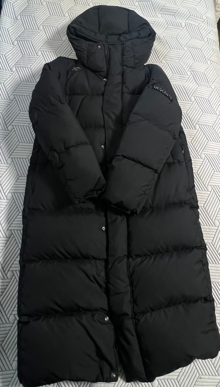 데상트 캐논 구스다운 블랙 85 S 상품이미지1