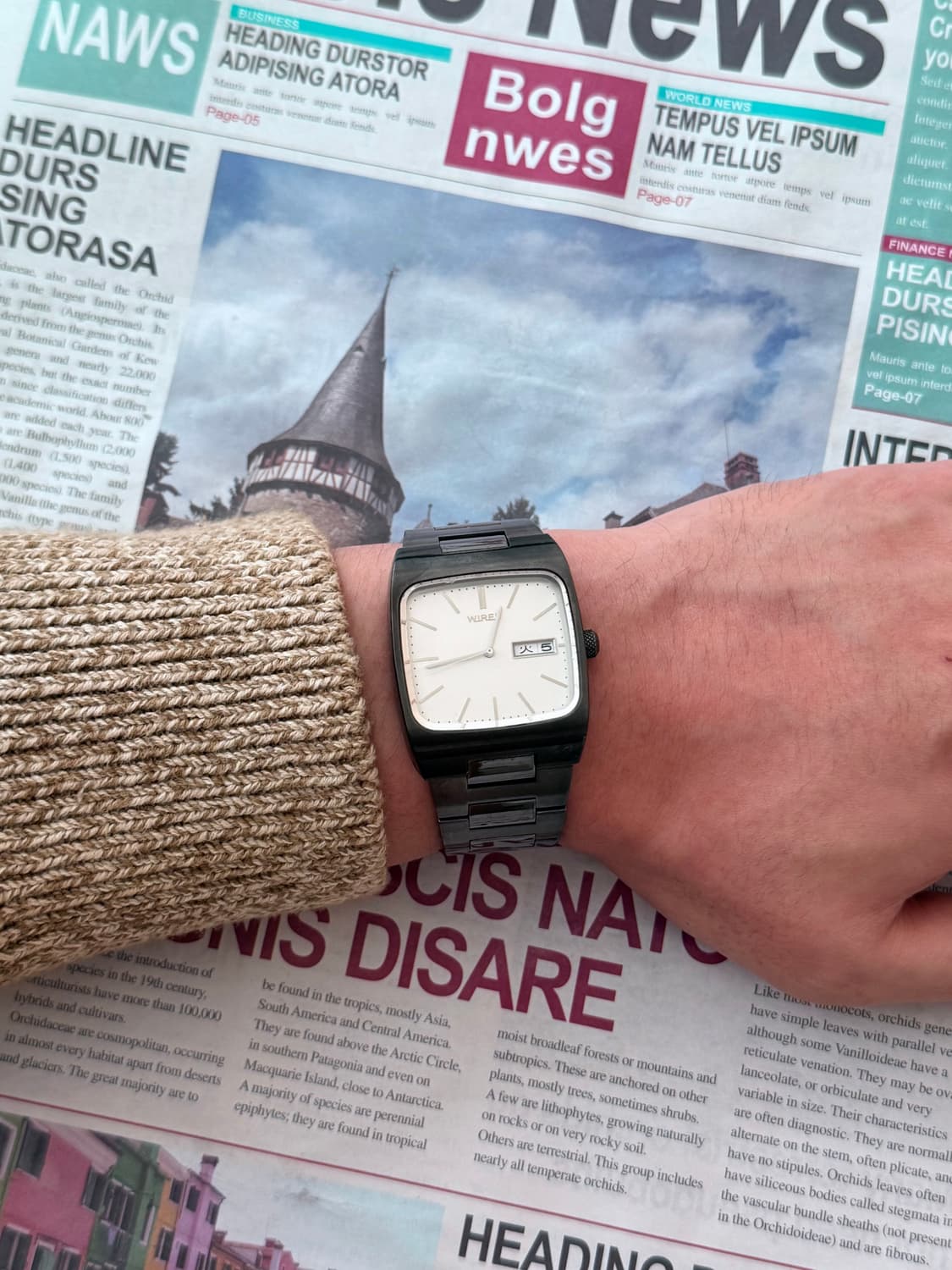 Wired 와이어드 Square Quartz Day-Date 상품이미지5