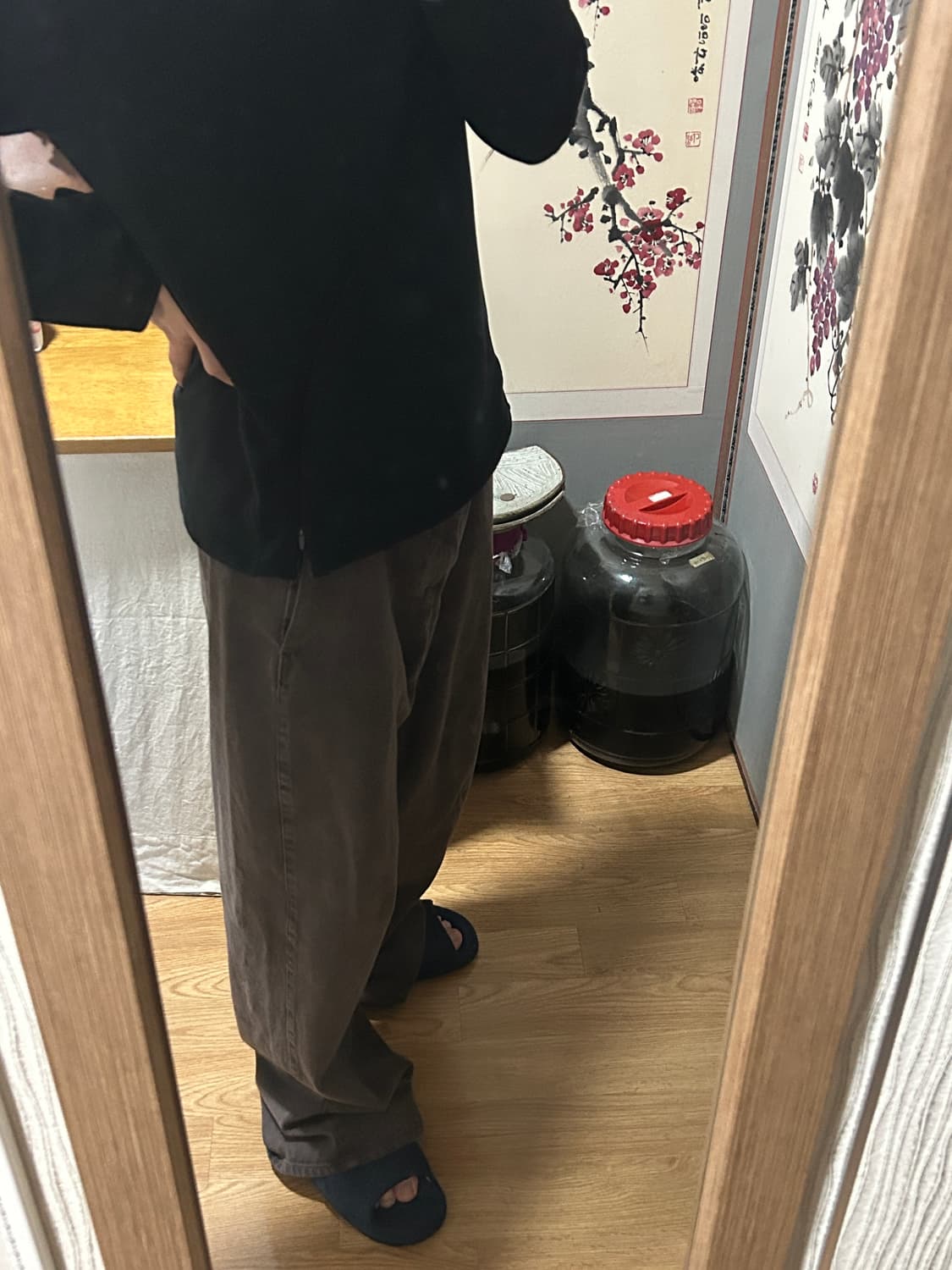 26ss 아모멘토 가먼트 다잉 커브드 팬츠 상품이미지2