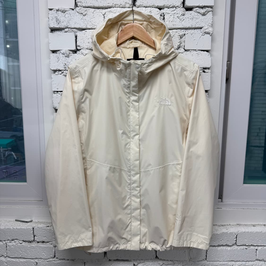 노스페이스 바람막이 상품이미지1