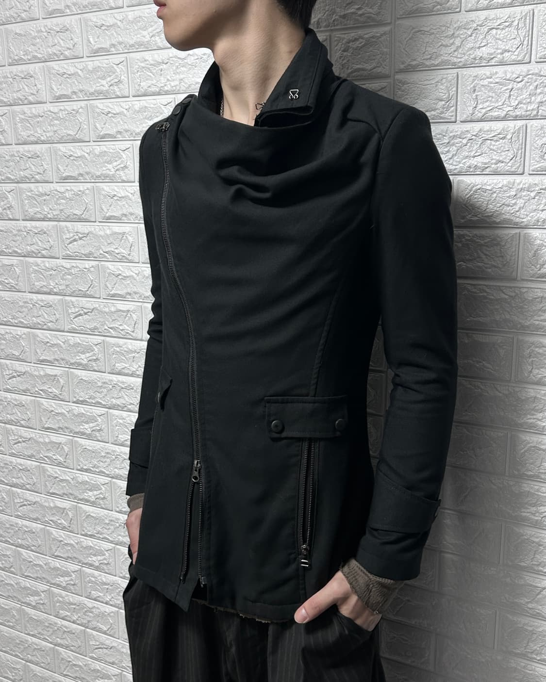 Unplugged Museum 더블 카라 드레이프 자켓 상품이미지3