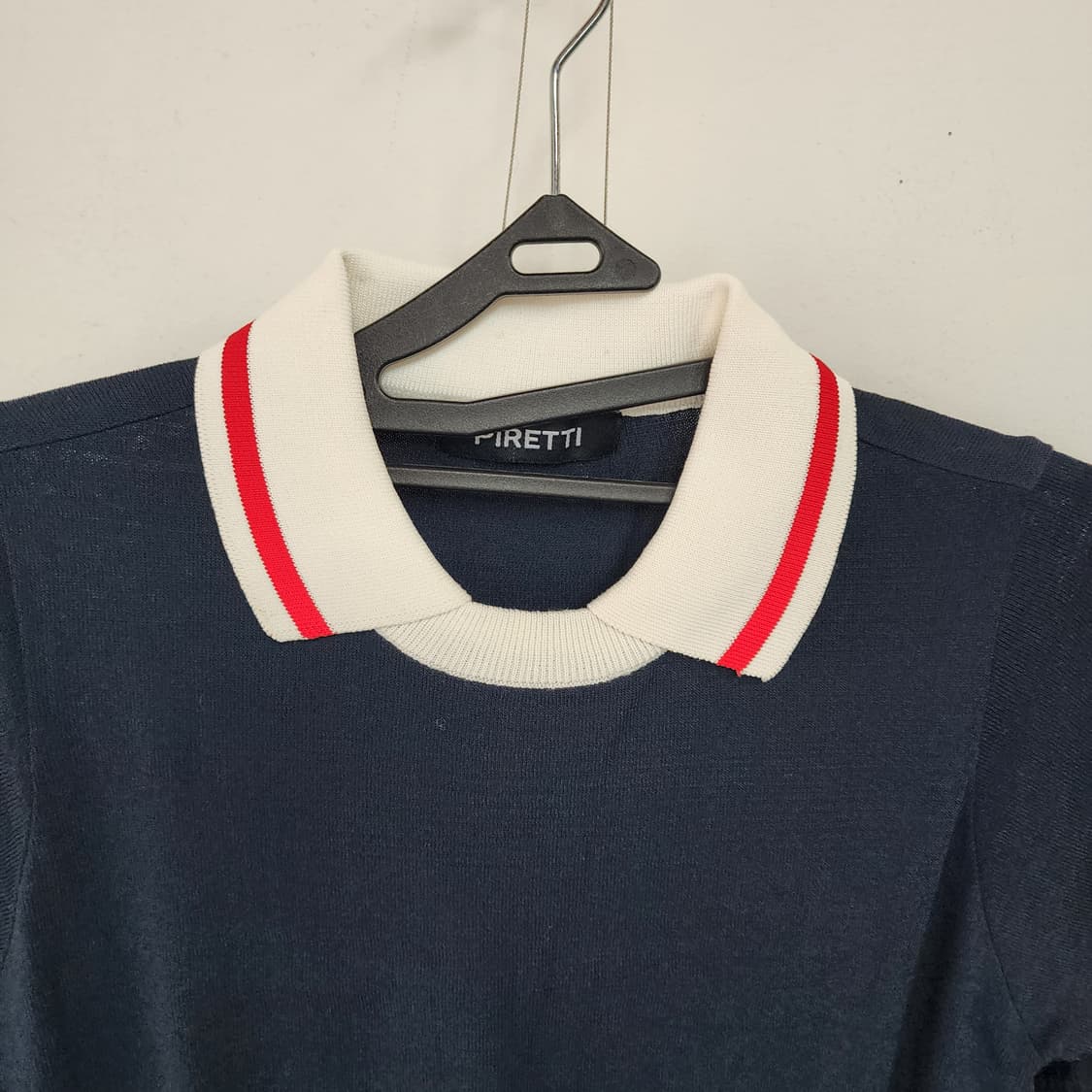 피레티 네이비 반팔 카라 니트 상품이미지2