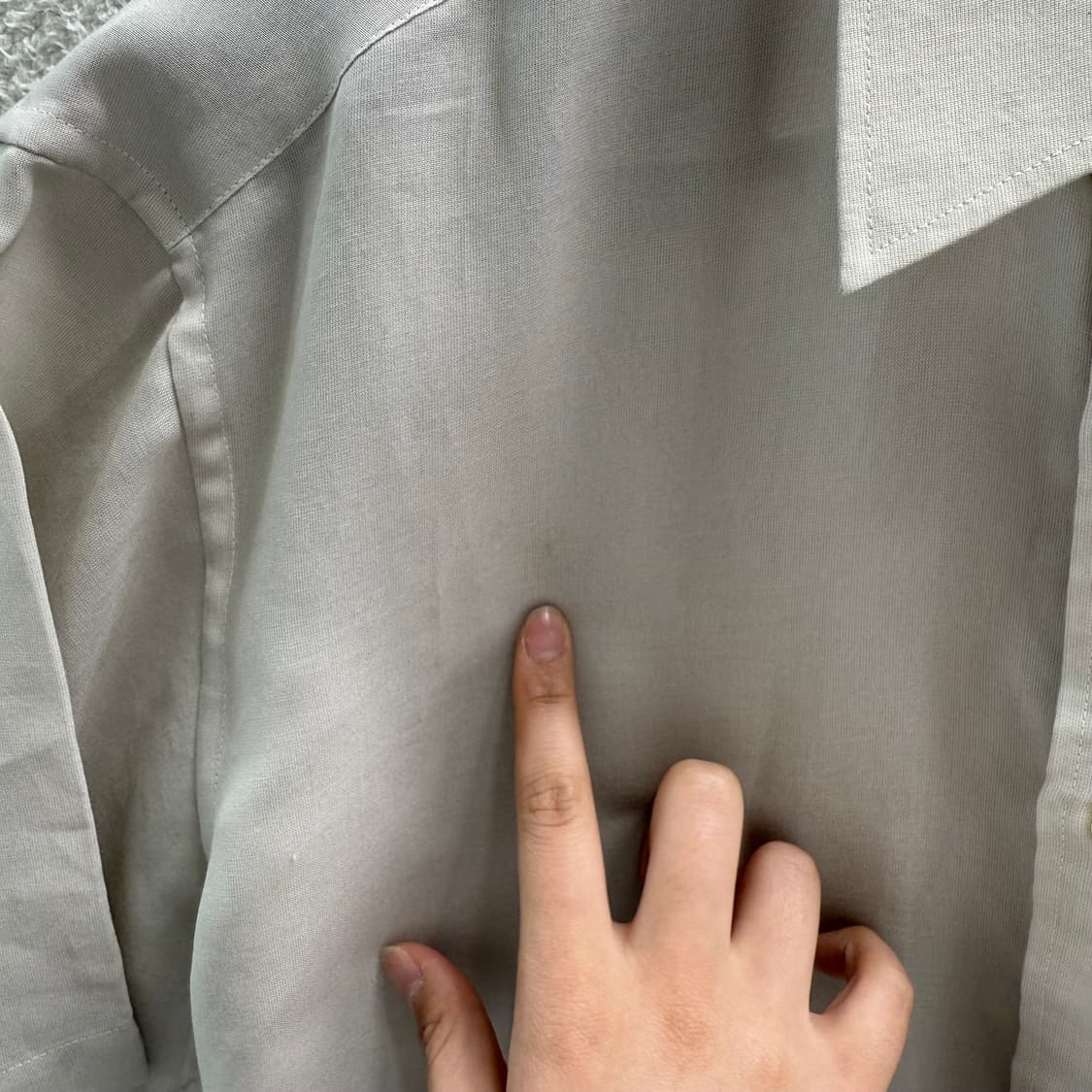 [L] 발렌시아가 베이지 반팔셔츠 상품이미지9