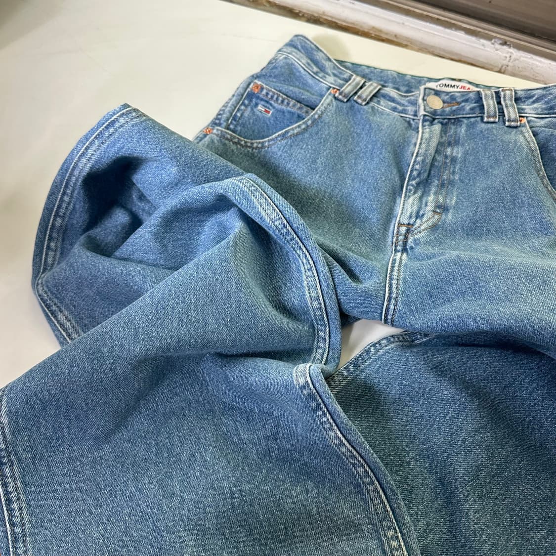 우먼M-L 타미진스 와이드핏 연청워시드 데님팬츠 상품이미지5