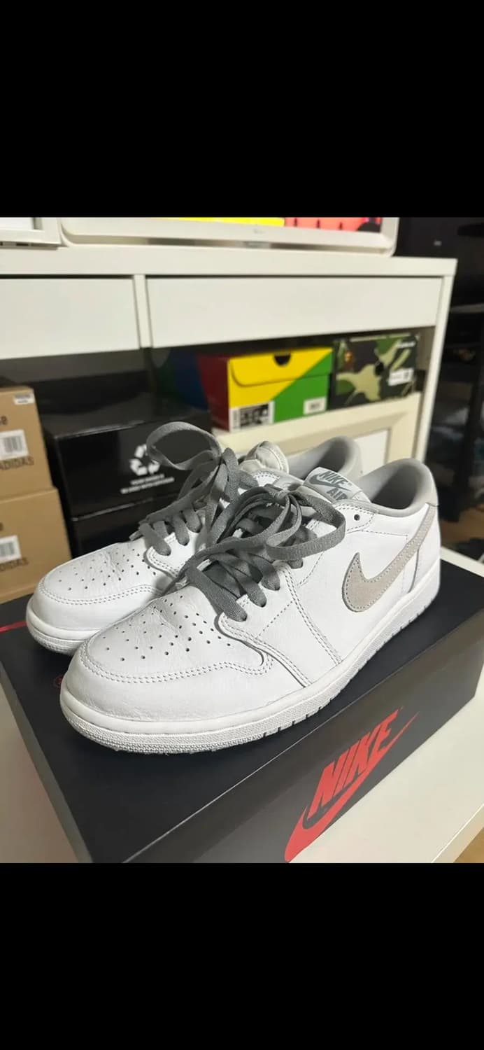 조던1로우 뉴트럴그레이 285 급처 상품이미지2