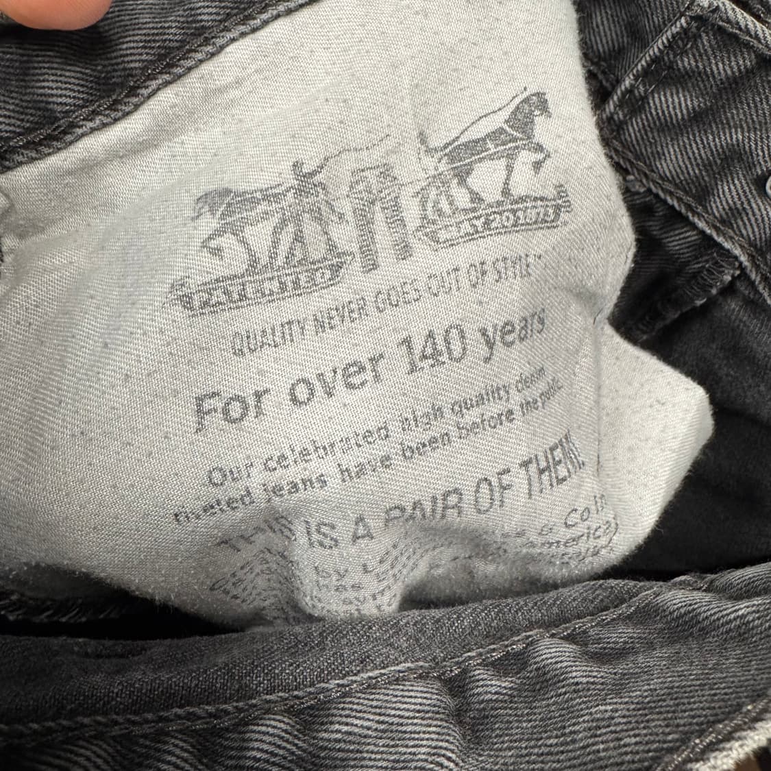 리바이스 550 데님 반바지 전면 포켓 커스텀 패치 포인트 흑청 상품이미지10