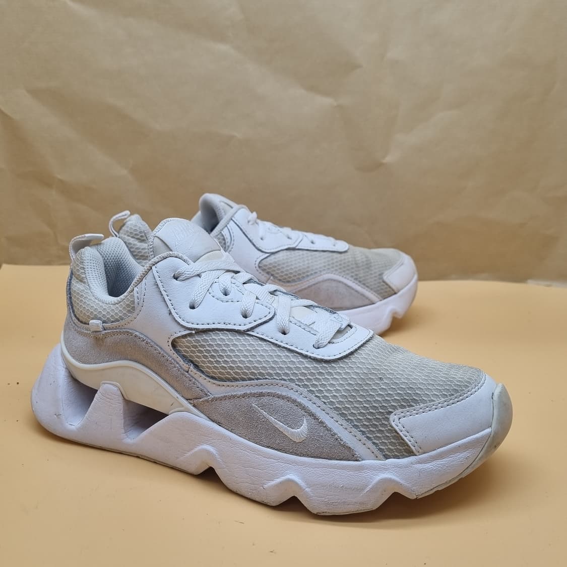 나이키 라이즈365 운동화260 상품이미지1