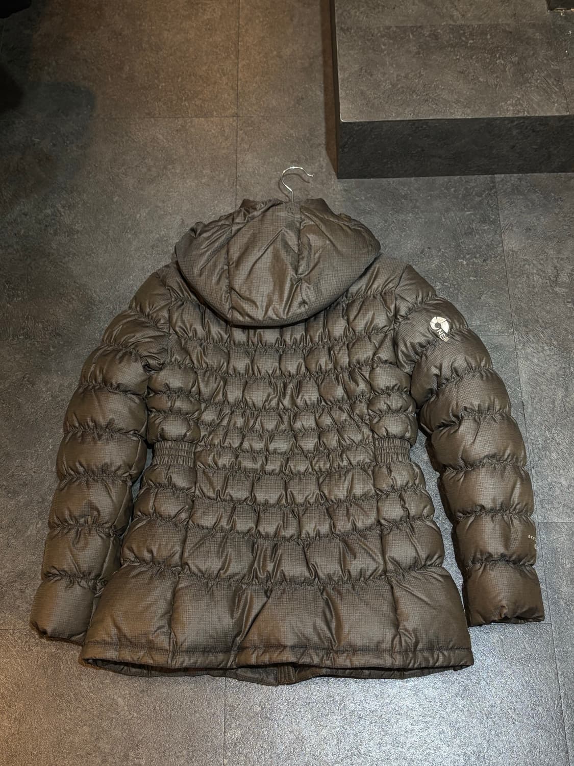 네파 여성 구스다운 패딩 95사이즈 상품이미지3