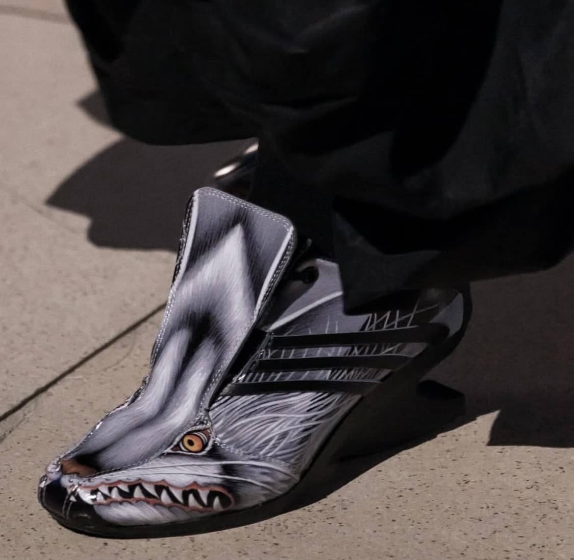 Y-3 F50 튜닛 블랙 2026fw 상품이미지1