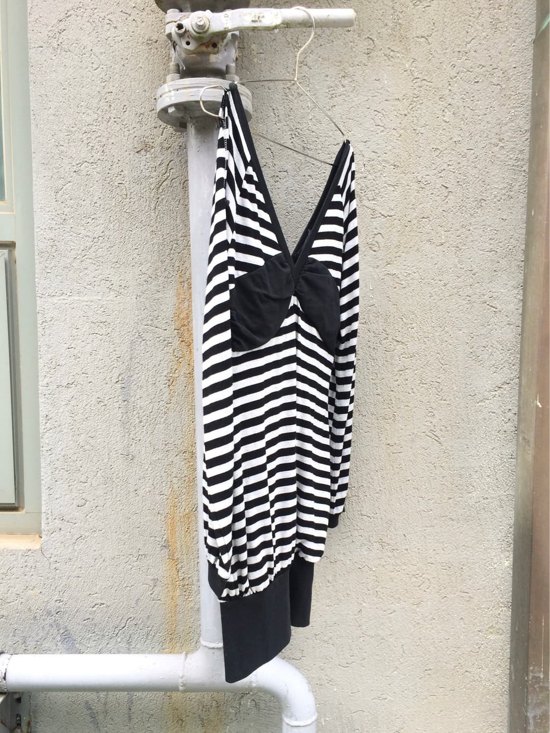 Messy Shoulders Slit Stripe One Piece 상품이미지3