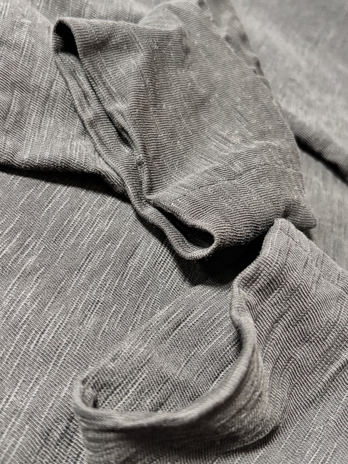 [2]폴리테루 페더 롱슬리브 블랙 상품이미지4