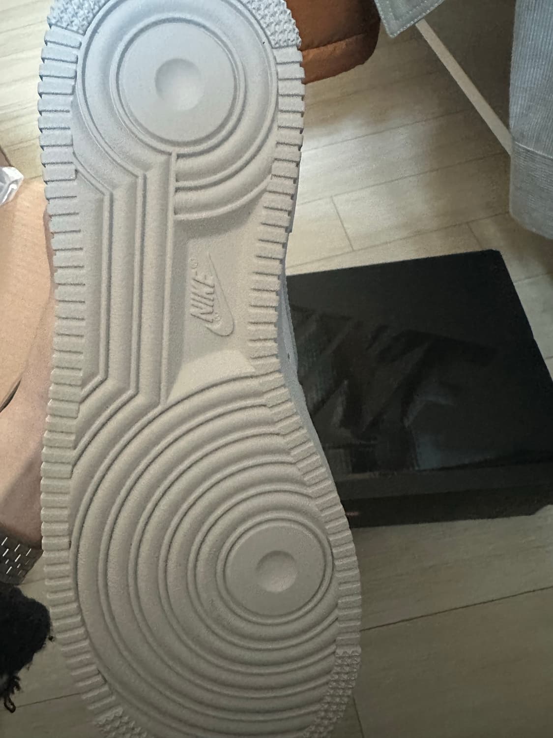 나이키 슈프림 240 상품이미지4