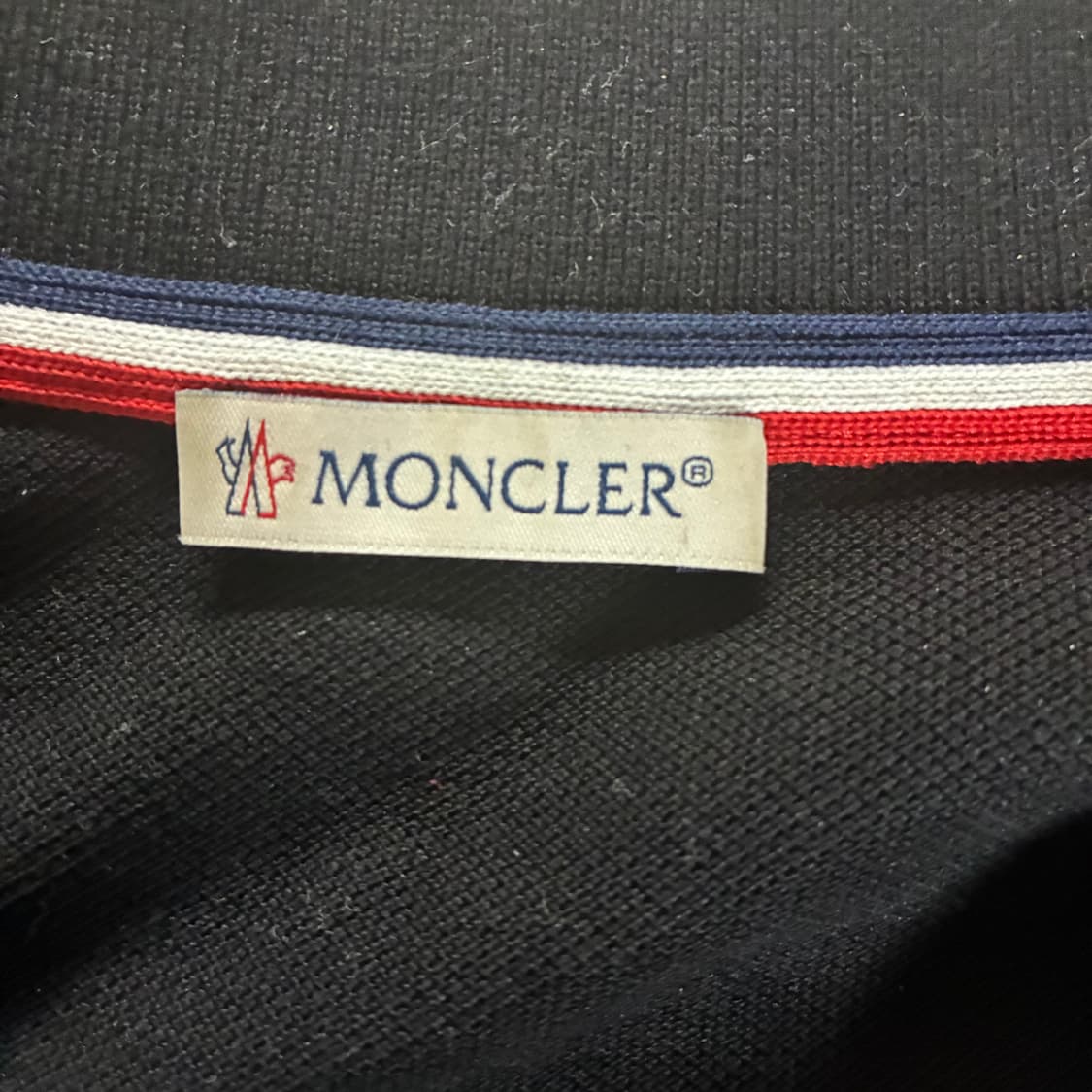 [새상품급] 몽클레어 카라티 상품이미지3