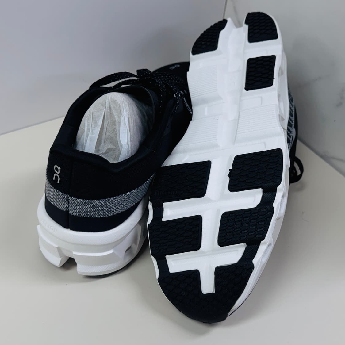 (새상품) 온러닝 몬스터클라우드2  상품이미지3