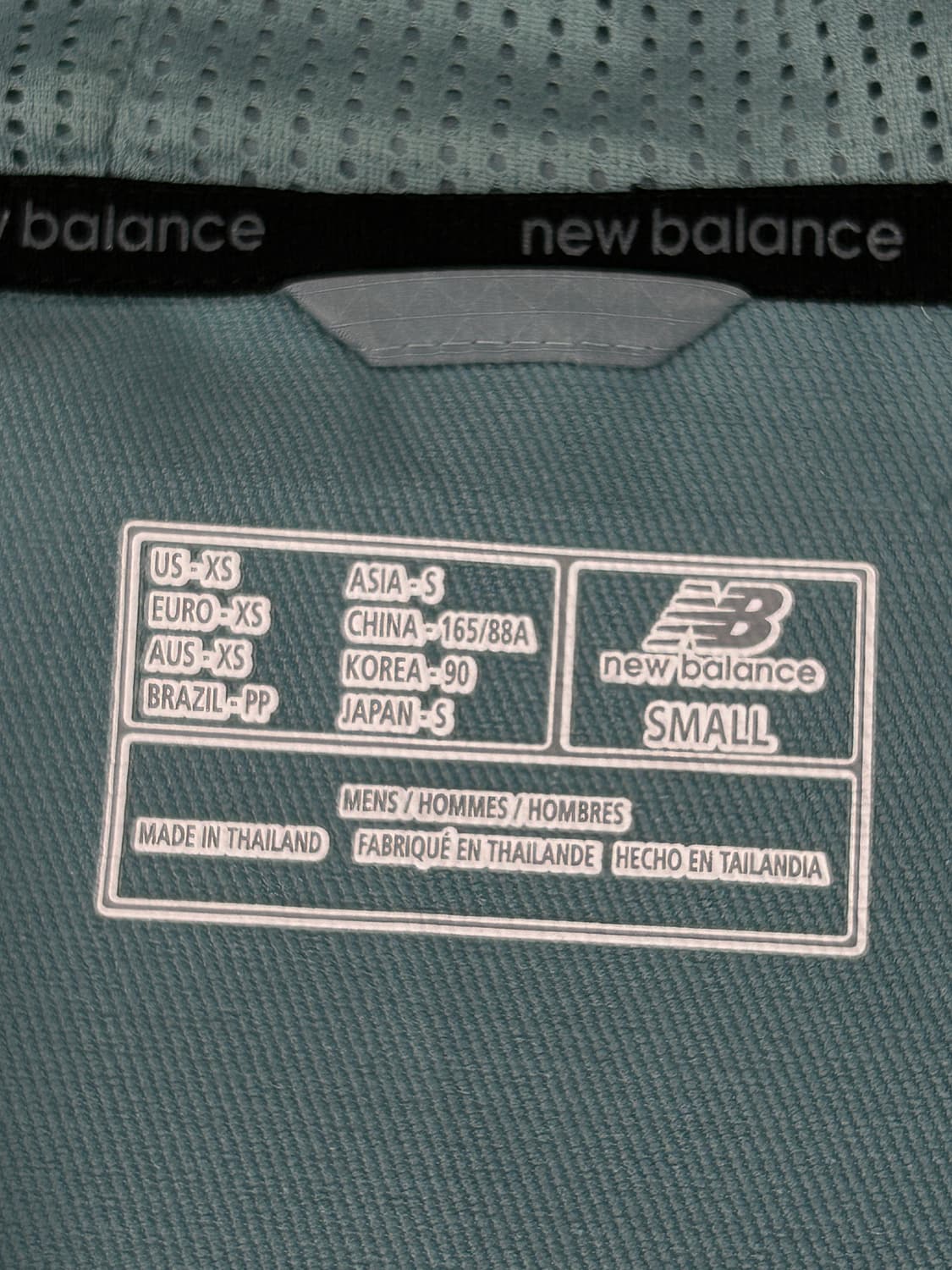 뉴발란스 경량 후드 바람막이 자켓 S 90 민트 상품이미지6