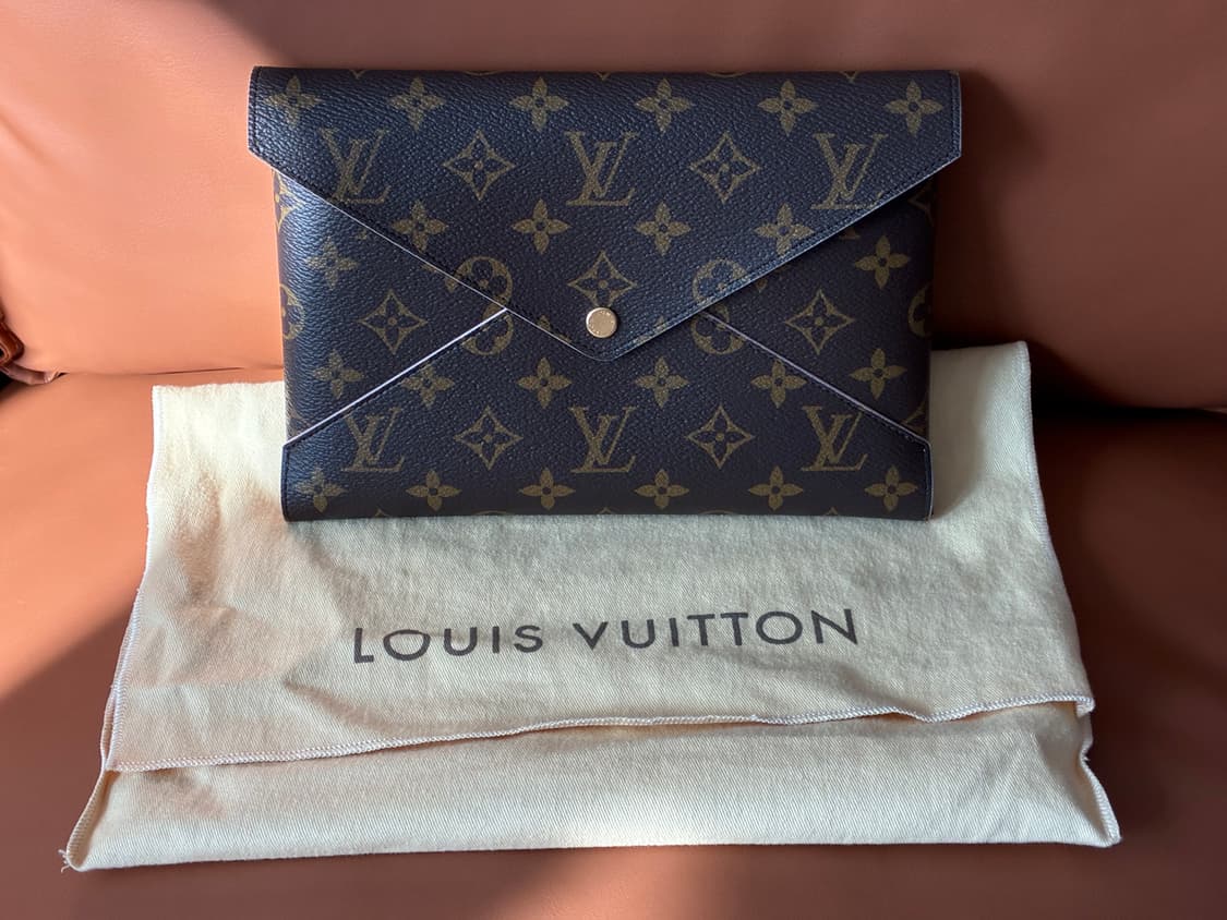 루이비통 키리가미 클러치 대 사이즈 상품이미지1
