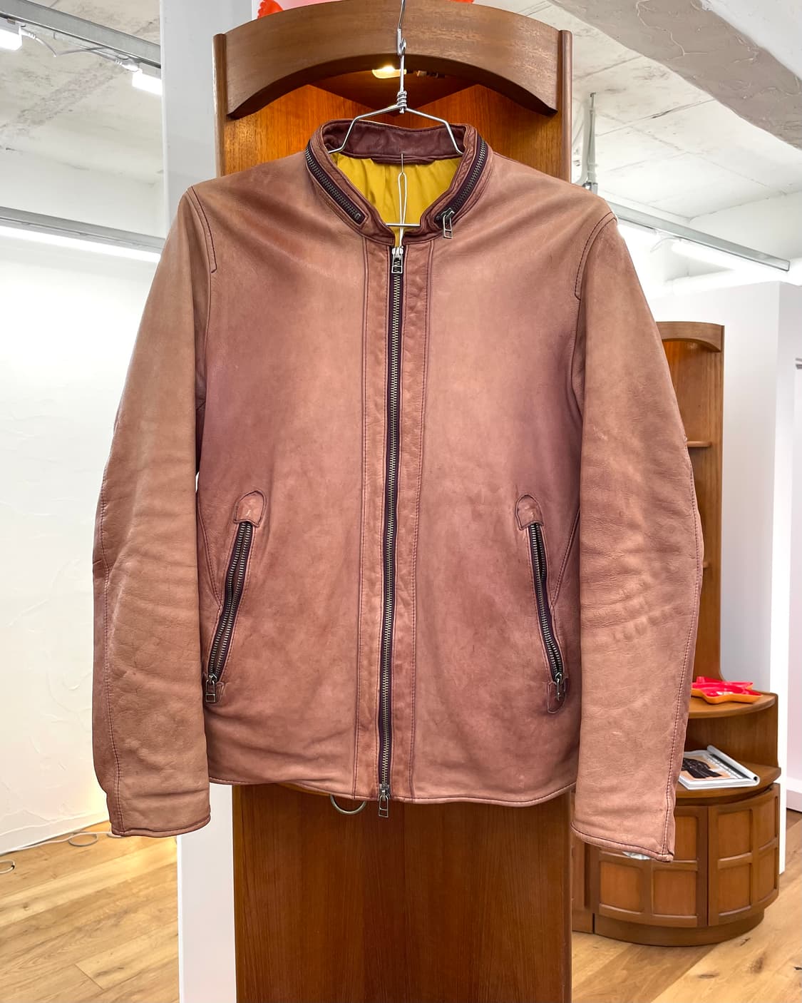 [M] 맨즈멜로즈 핑크 레더 자켓 상품이미지1